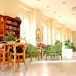 Re Versiliana Hotel