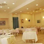 Re Versiliana 4*
