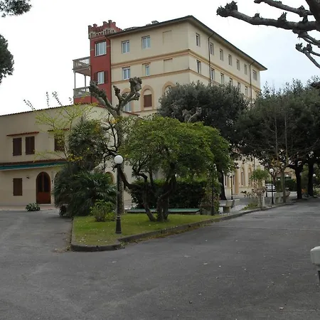 Hotel Re Versiliana 4*