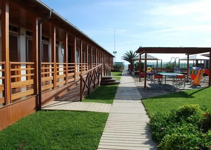 Re Versiliana 4* مارينا دي بييتراسانْت