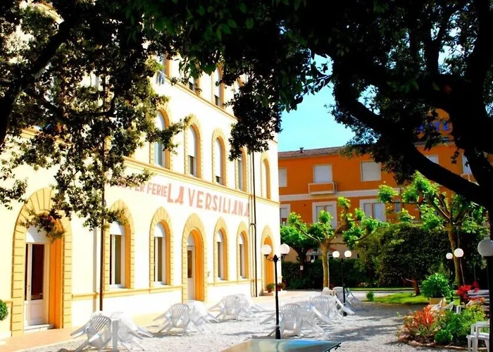 Hotel Re Versiliana 4*