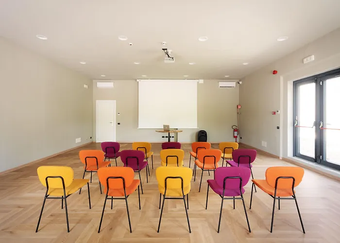 Re Versiliana مارينا دي بييتراسانْت